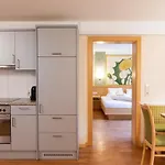 Aparthotel Residenz Theresa 4*