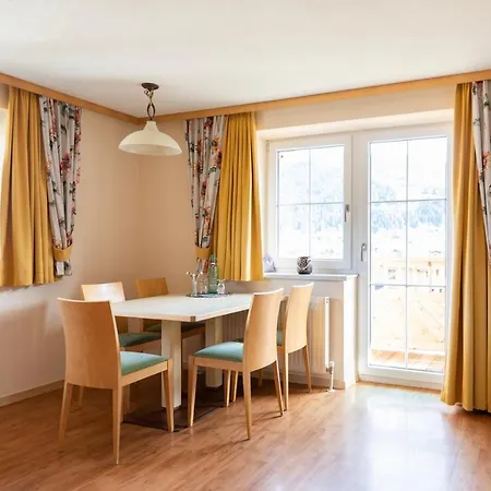 Residenz Theresa Hotel apartamentowy 3*
