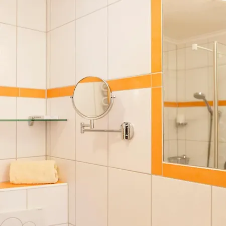 Residenz Theresa Hotel apartamentowy 3*