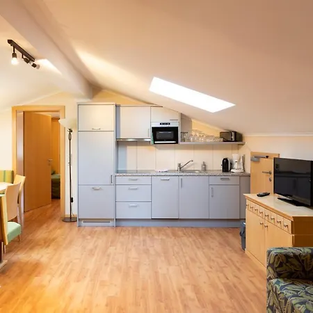 Residenz Theresa Hotel apartamentowy 3*