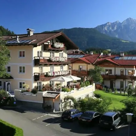 Residenz Theresa Hotel apartamentowy